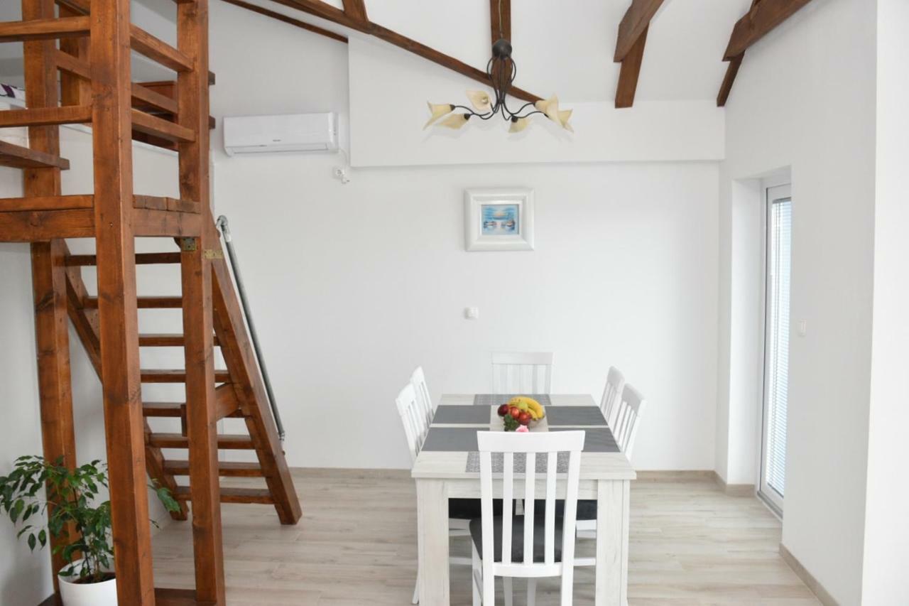 Niko Appartement *