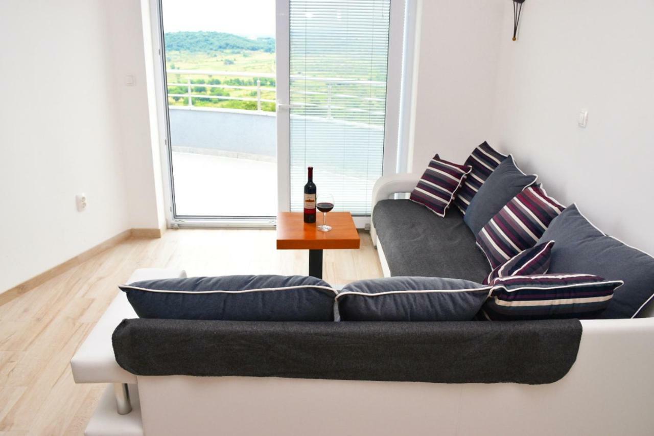 Niko Appartement *
